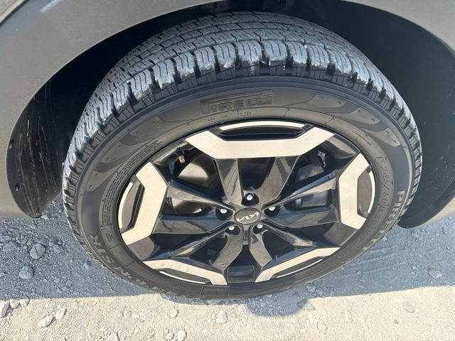 Used 2025 Kia Telluride S FWD image 27