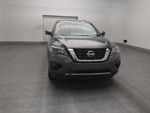 Used 2017 Nissan Pathfinder SL w/ SL Tech Package image 14