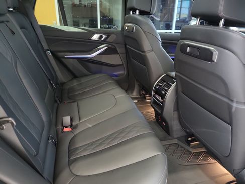Used 2025 BMW X5 M60i w/ Climate Comfort Package AWD/4WD image 27