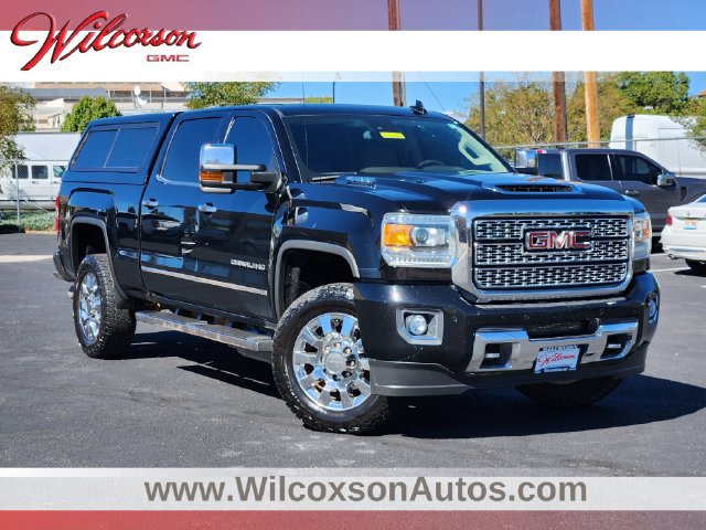 Used 2018 GMC Sierra 2500 Denali w/ Duramax Plus Package AWD/4WD image 1