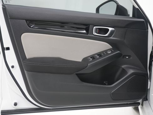 Used 2023 Honda Civic EX image 14
