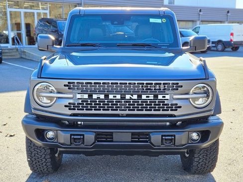 Used 2025 Ford Bronco Badlands image 8