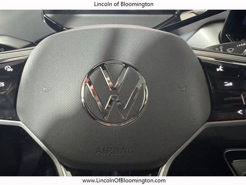 Used 2023 Volkswagen ID.4 Pro S RWD image 40