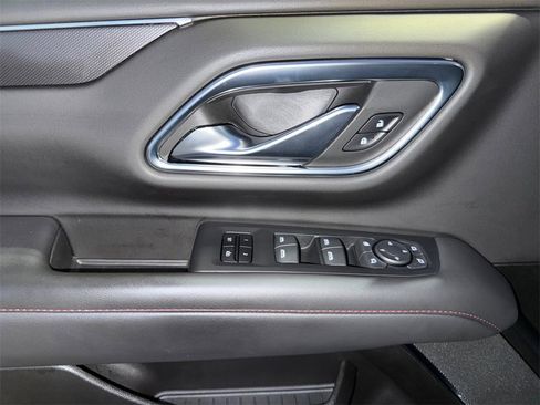 Used 2021 Chevrolet Tahoe RST w/ Luxury Package image 11