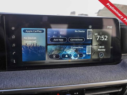 Used 2025 Nissan Kicks SV w/ Illumination Package FWD image 19