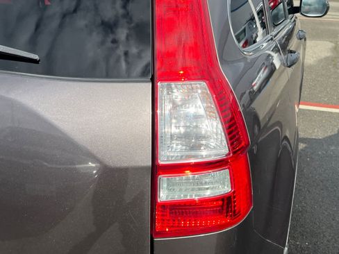 Used 2011 Honda CR-V EX image 17