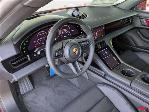 New 2025 Porsche Taycan 4S image 4