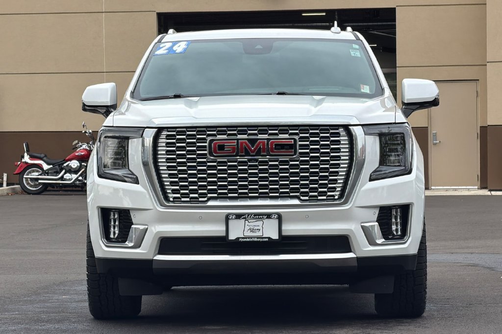 Used 2024 GMC Yukon Denali w/ Max Trailering Package AWD/4WD image 6