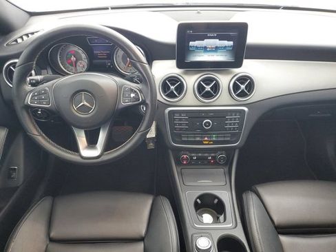 Used 2016 Mercedes-Benz CLA 250 image 15