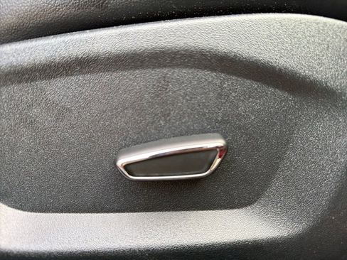 Used 2016 Ford Edge SEL w/ Equipment Group 201A image 29