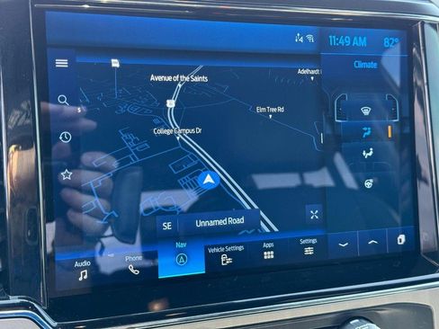 Used 2022 Ford F250 Lariat w/ Tremor Off-Road Package image 23