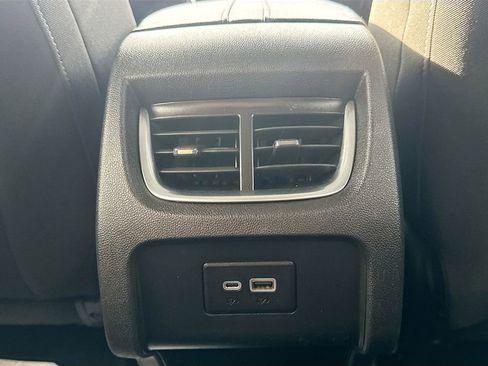 Used 2020 Chevrolet Blazer LT image 32