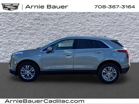 Used 2022 Cadillac XT5 Premium Luxury FWD image 11