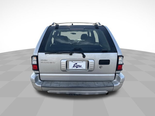 Used 2001 Isuzu Rodeo S RWD image 9