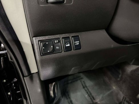 Used 2017 Nissan Frontier PRO-4X w/ Pro-4x Luxury Package AWD/4WD image 25