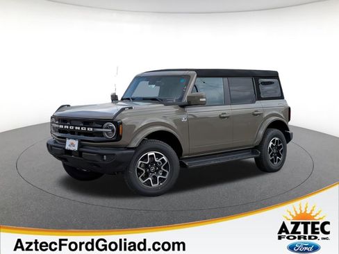 New 2025 Ford Bronco Outer Banks AWD/4WD image 1