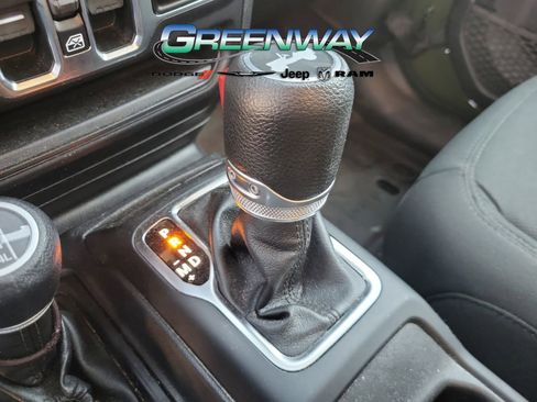 Used 2021 Jeep Wrangler Unlimited Sport image 16