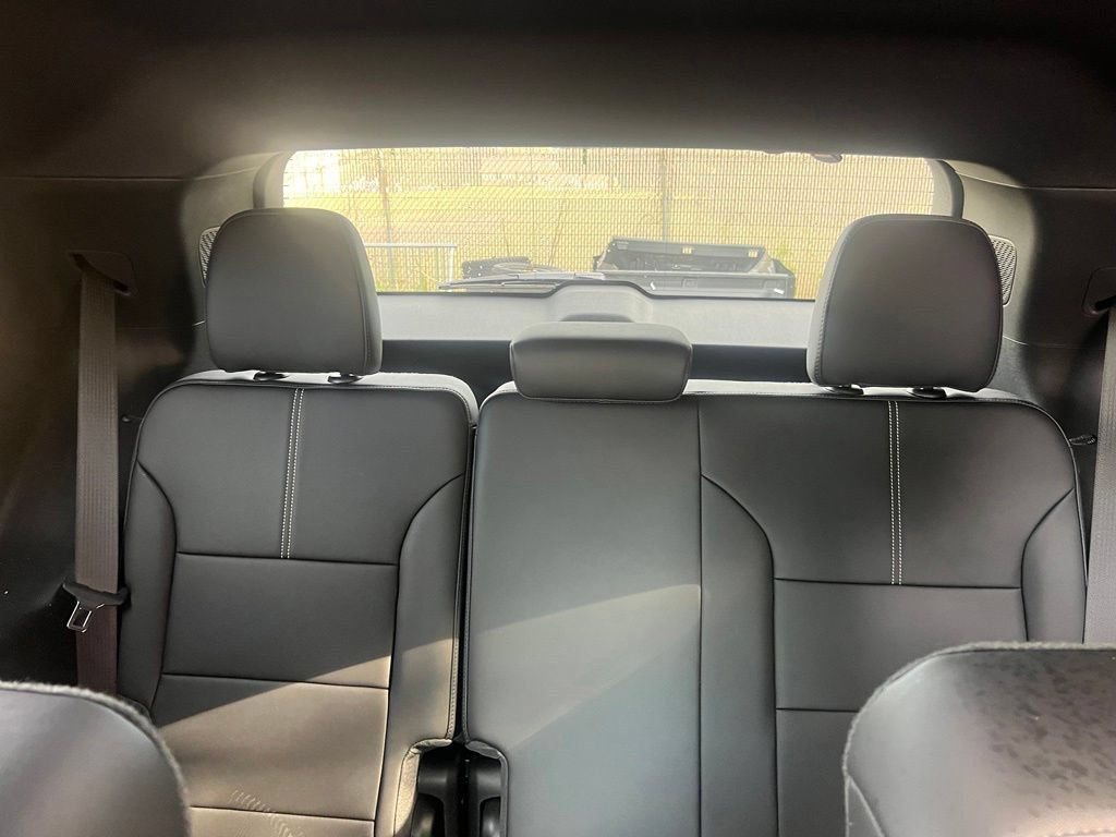 Certified 2026 GMC Acadia Elevation w/ Elevation Premium Package AWD/4WD image 53