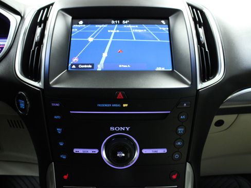 Used 2016 Ford Edge Titanium w/ Technology Package image 22