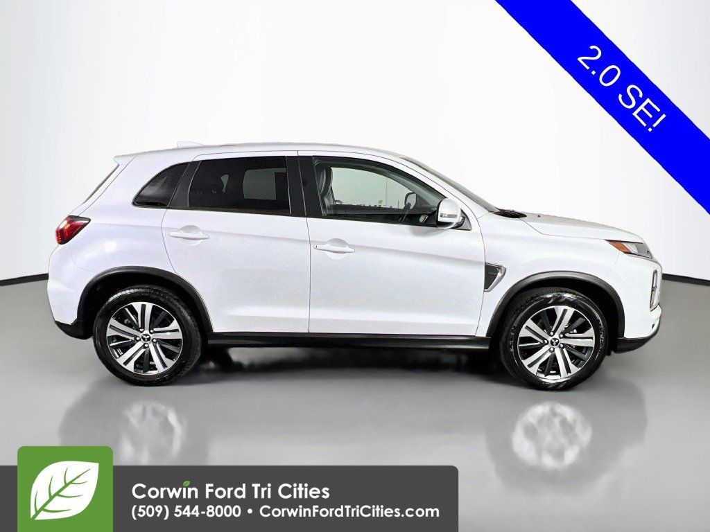 Used 2025 Mitsubishi Outlander Sport AWD image 17