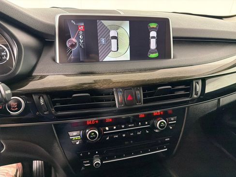 Used 2014 BMW X5 xDrive35d image 17