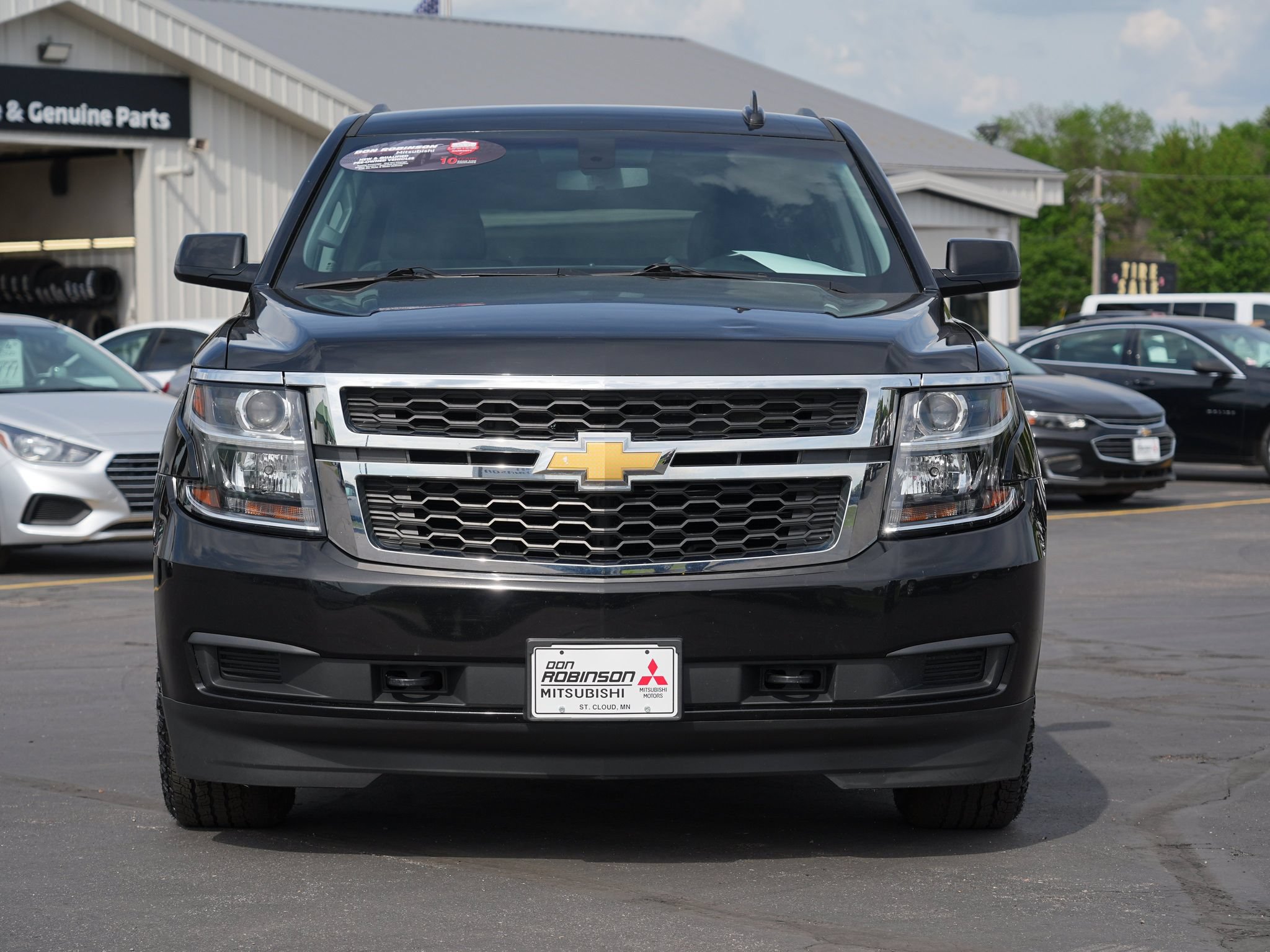 Used 2020 Chevrolet Suburban LS w/ Skid Plate Package AWD/4WD image 9