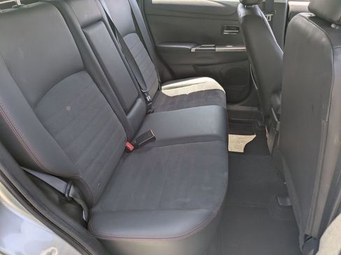 Used 2025 Mitsubishi Outlander Sport SE AWD/4WD image 27