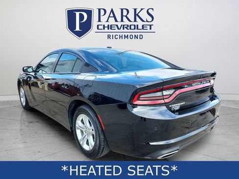 Used 2021 Dodge Charger SXT w/ Leather Interior Group image 6
