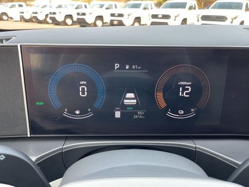 Certified 2026 Hyundai Santa Fe SE image 9