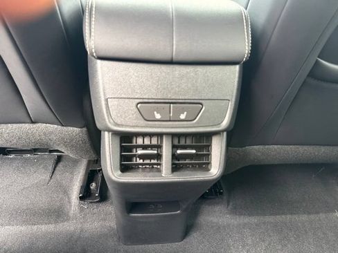 New 2027 GMC Terrain Elevation w/ Elevation Premium Package AWD/4WD image 19