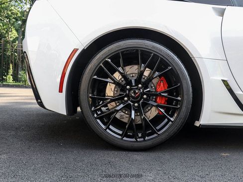 Used 2016 Chevrolet Corvette Z06 w/ 2LZ Preferred Equipment Group RWD image 97