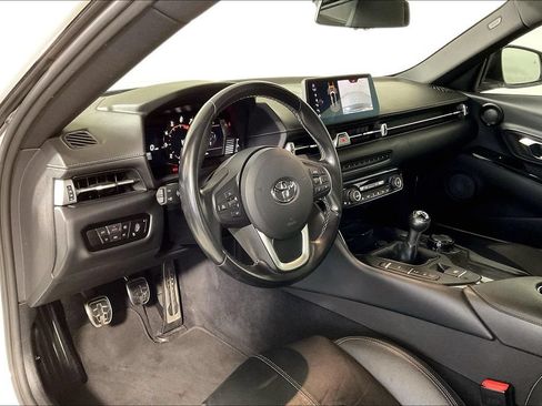 Used 2023 Toyota Supra RWD image 13