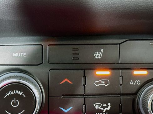 Used 2025 Dodge Durango GT AWD/4WD image 21