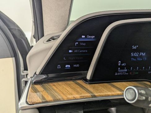 Used 2021 Cadillac Escalade ESV Sport Platinum image 18