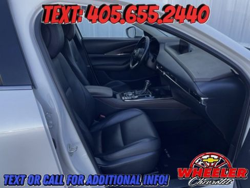 Used 2023 MAZDA CX-30 AWD 2.5 S w/ Premium Package image 13