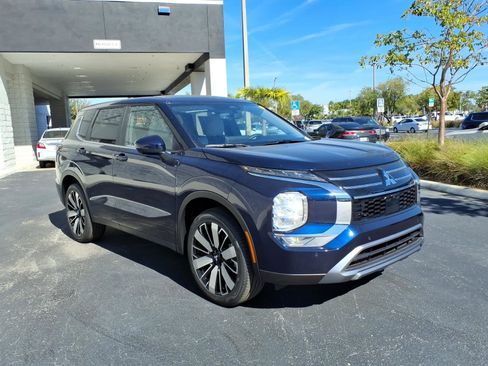 New 2026 Mitsubishi Outlander SE FWD image 7