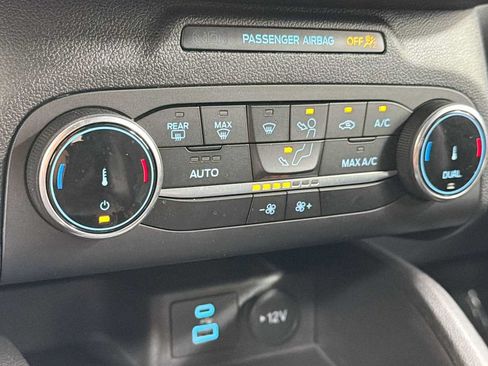 Used 2023 Ford Escape ST-Line w/ Equipment Group 301A FWD image 21