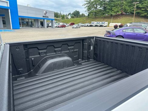 New 2025 Chevrolet Silverado 1500 LT w/ Z71 Off-Road Package image 16