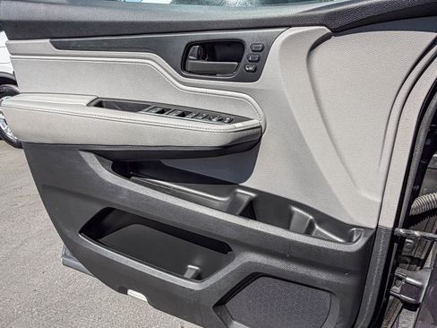Used 2019 Honda Odyssey EX-L image 18