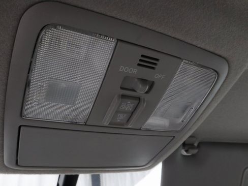 Used 2011 Toyota RAV4 Limited image 33