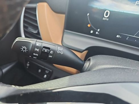 Used 2025 Kia Seltos EX w/ EX Sunroof Package AWD/4WD image 36