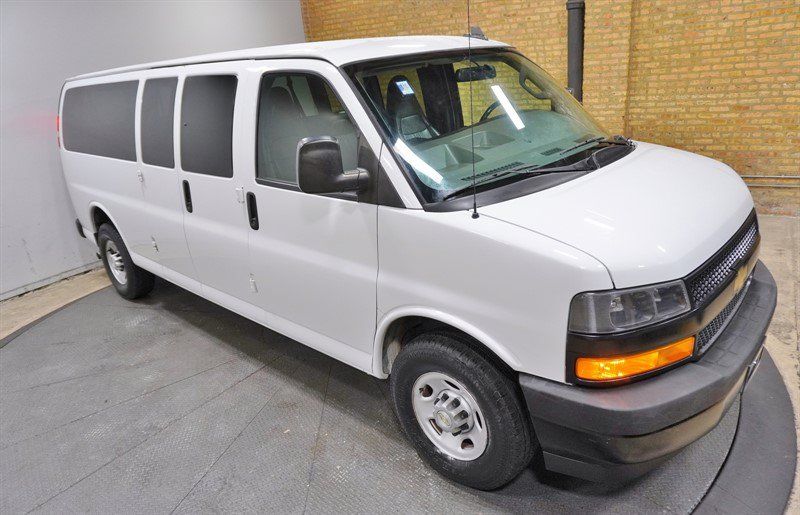 Used 2020 Chevrolet Express 3500 LS RWD image 7