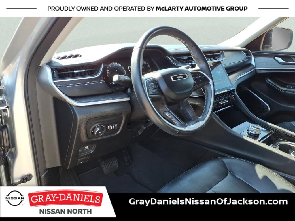 Used 2021 Jeep Grand Cherokee L Limited AWD/4WD image 11