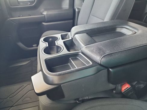 Used 2021 Chevrolet Silverado 1500 Custom Trail Boss w/ LPO, Dark Essentials Package AWD/4WD image 30