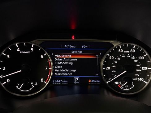 Used 2025 Nissan Altima 2.5 SR image 15