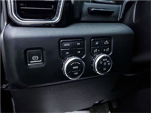 Used 2023 GMC Sierra 1500 Denali w/ Denali Reserve Package image 7