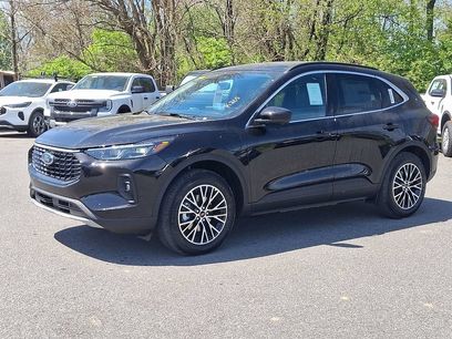 New 2025 Ford Escape SE w/ PHEV Premium Package