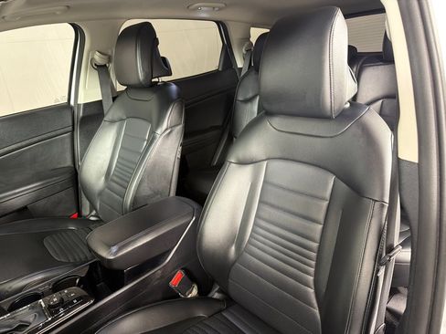 Used 2023 Kia Sportage SX FWD image 13