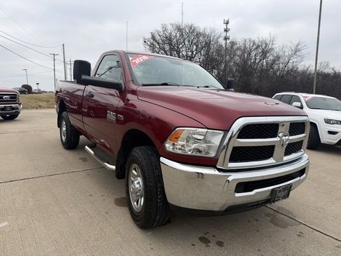 Used 2015 RAM 2500 Tradesman w/ Chrome Appearance Group image 2