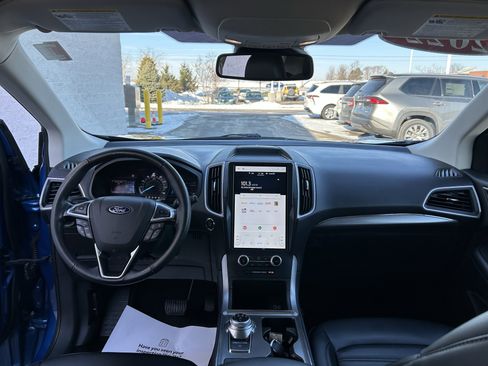Used 2022 Ford Edge SEL image 19